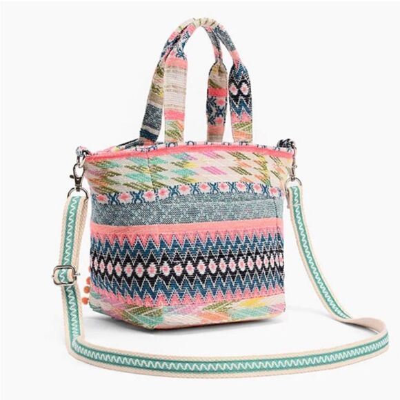 America & Beyond Daphne Small Tote NWT - Picture 3 of 10